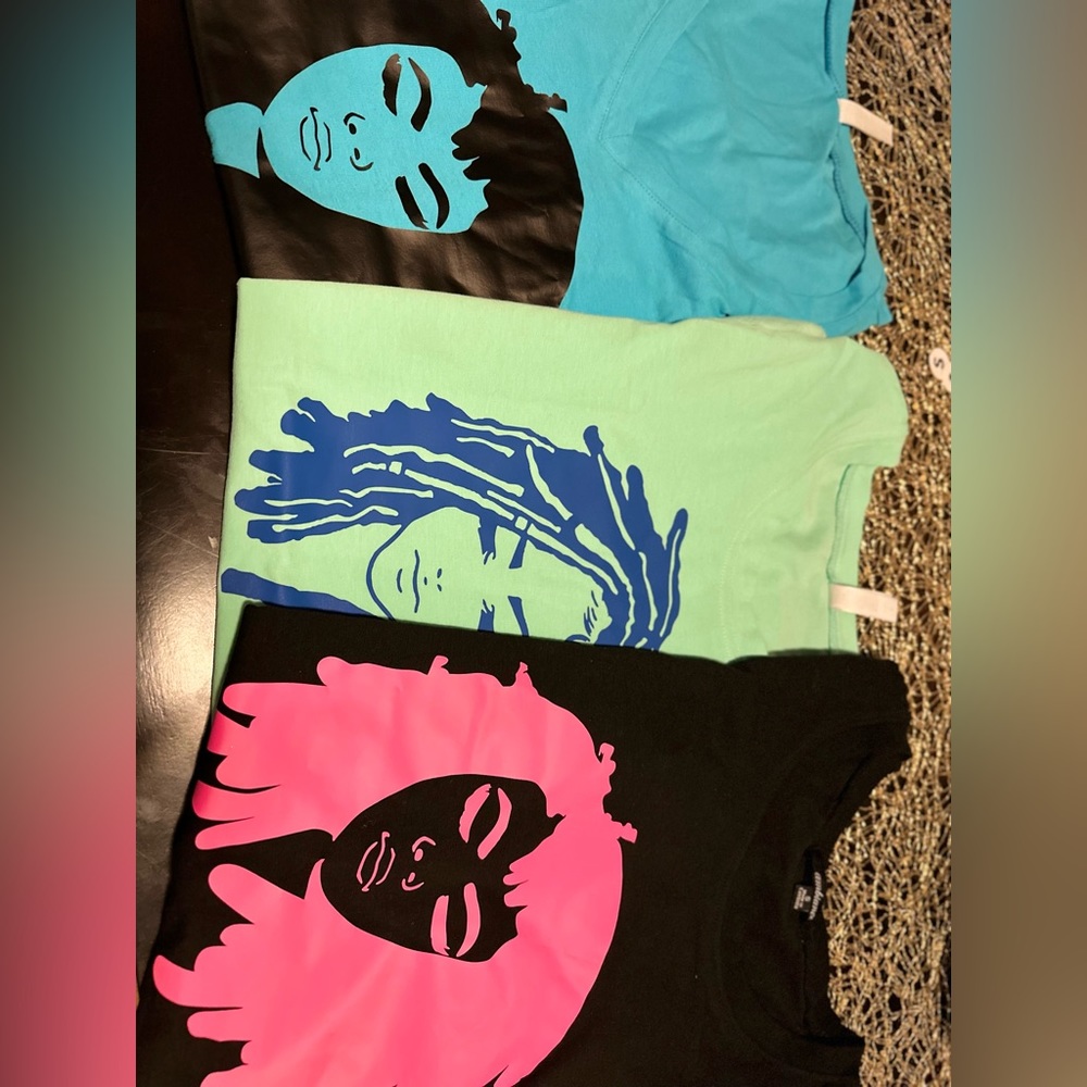 #PRETTYGIRLSLOC tshirt bundle